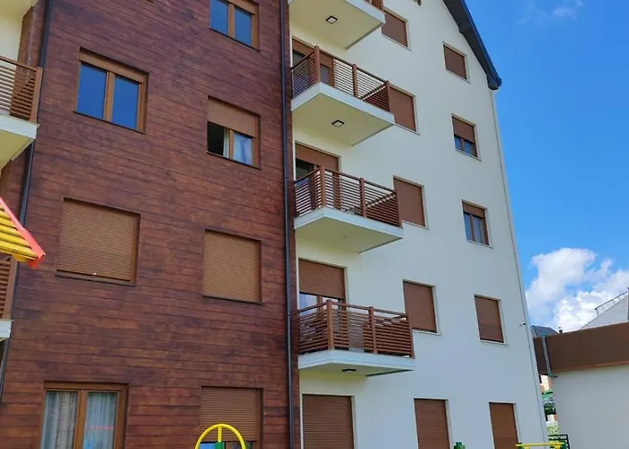 Gold Apartman, Katalina 2 アパート